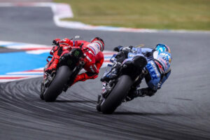 Alex Marquez, Gresini Racing, Marc Marquez, Ducati Team© Motorsport.com