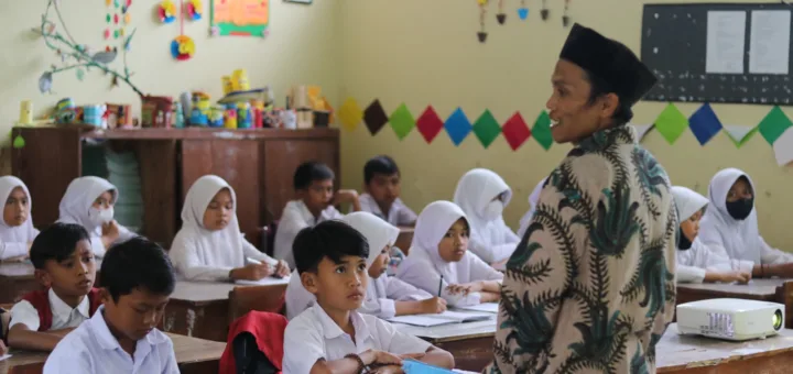 158 Ribu Guru dan 13 Ribu Siswa Ikuti Asesmen Nasional Literasi Dasar
