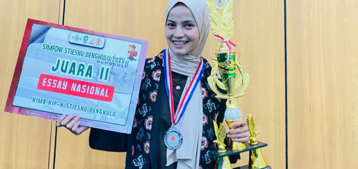 Mahasiswi IAIN Kerinci Raih Juara II Essay Nasional
