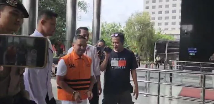 Drone Misterius Muncul di Rumah Gubernur Riau Sebelum Penangkapan KPK