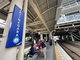 Enam Kereta Jarak Jauh Tak Berhenti di Jatinegara Mulai Desember
