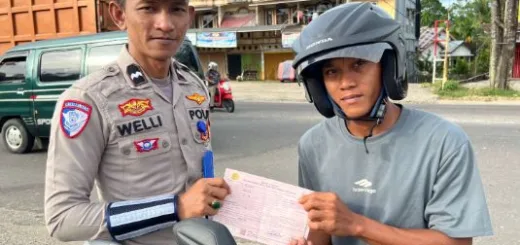 376 Teguran Humanis, Sat Lantas Polres Sarolangun Terus Edukasi Pengendara