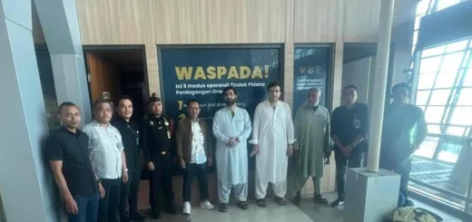 Imigrasi TPI Jambi Deportasi WNA yang Menyalahi Izin Tinggal