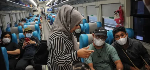 10 Juta Lebih Warga Bepergian dengan Angkutan Umum Saat Natal dan Tahun Baru