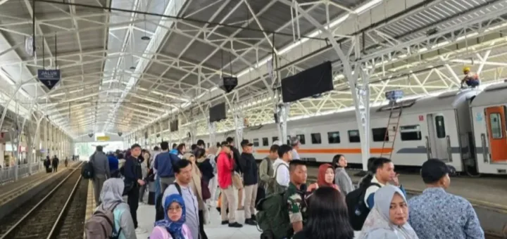 Jelang Nataru, KAI Tambah 54 KA dan Beri Diskon Tiket Hingga 30%