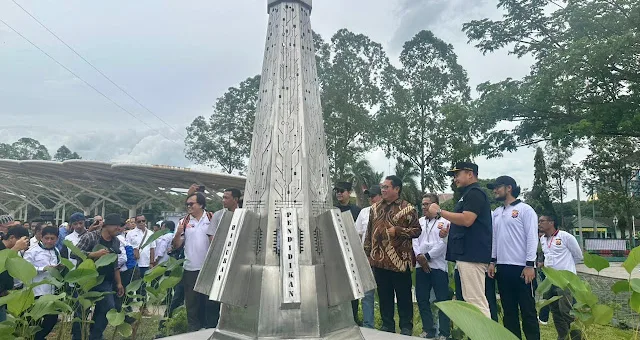 Ketua SMSI Jambi Hadiri Peresmian Monumen SMSI di Cilegon