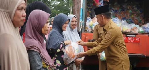 Wabup Merangin Buka Pasar Murah Bersubsidi, Warga Antusias Dapat Sembako Murah