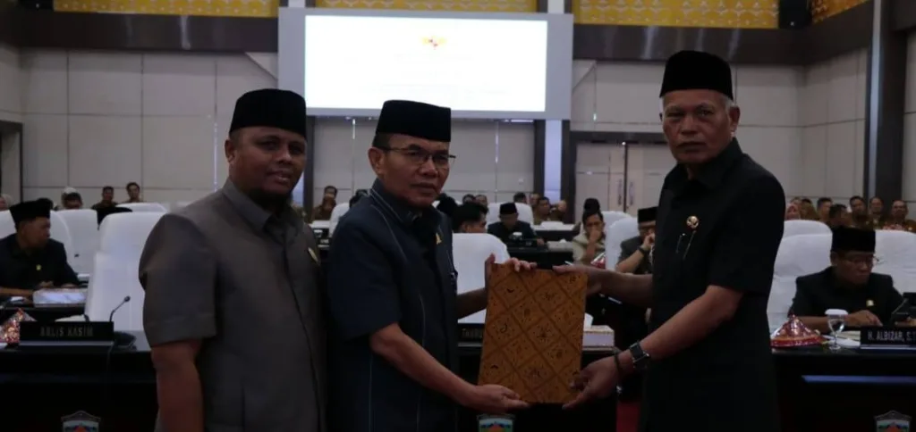 Wawako Azhar Paparkan LKPJ 2025 Kota Sungai Penuh