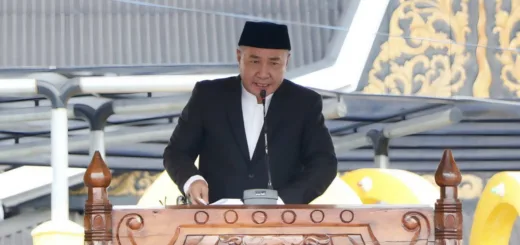 Sholat Id di Lapangan Merdeka, Alfin–Azhar Tekankan Kolaborasi untuk Kemajuan Kota