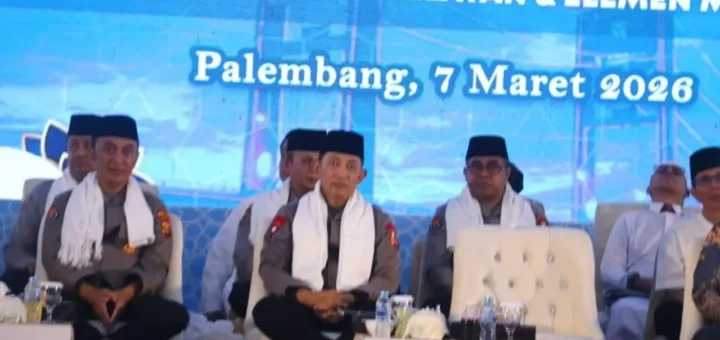 Kapolri Listyo Sigit Ajak Masyarakat Perkuat Persatuan di Tengah Gejolak Global