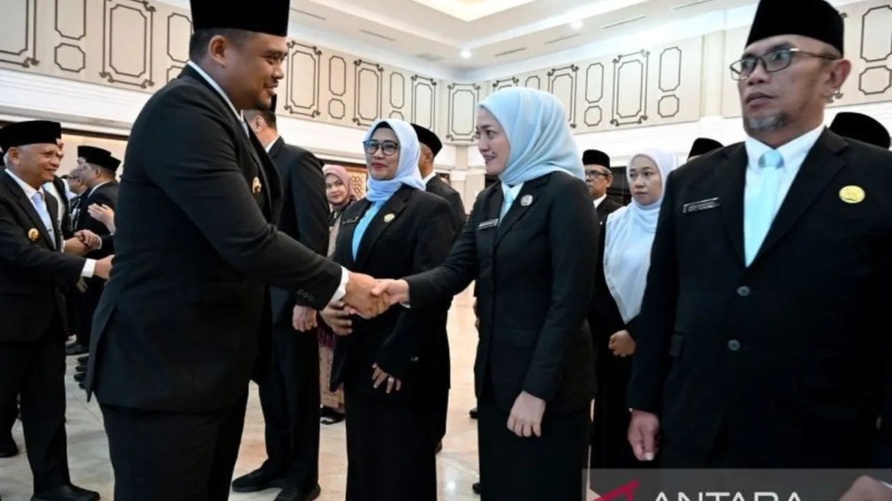 Lantik 308 Pejabat, Bobby Nasution Tegaskan Larangan Pungli di Pemprov Sumut