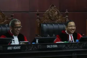 MK Desak DPR dan Pemerintah Perbarui UU Hak Keuangan Pejabat Negara