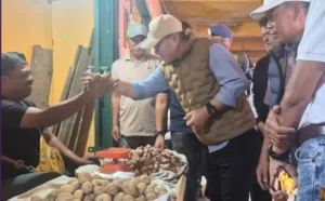 Wako Alfin Pantau Pasar Tanjung Bajure, Pastikan Tertib dan Nyaman Pasca Penataan