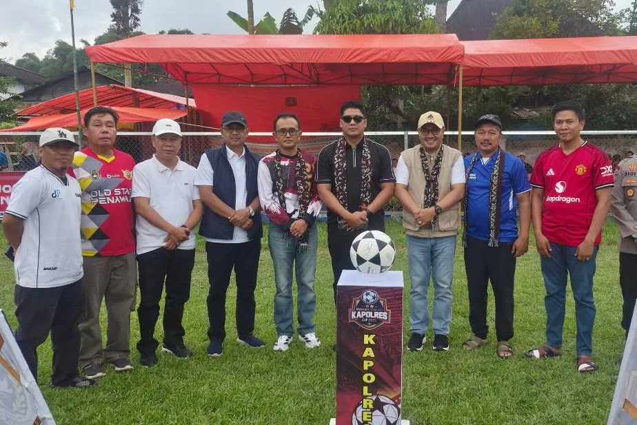 Puluhan Tim U-40 Ramaikan Turnamen Kapolres Cup I di Sungai Penuh