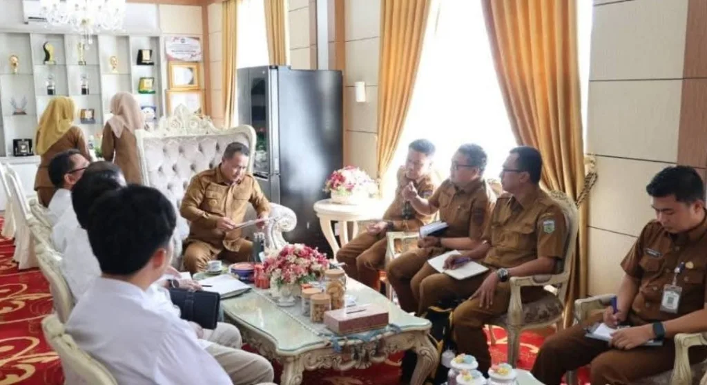 Bahas Jalan Lintas TNKS, Wako Alfin Tekankan Keseimbangan Infrastruktur dan Konservasi