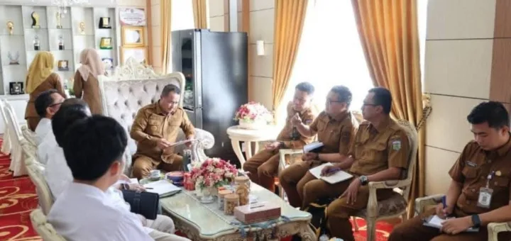 Bahas Jalan Lintas TNKS, Wako Alfin Tekankan Keseimbangan Infrastruktur dan Konservasi