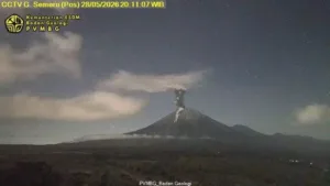 Awan Panas Guguran Kembali Muncul, BPBD Minta Warga Sekitar Semeru Tetap Siaga