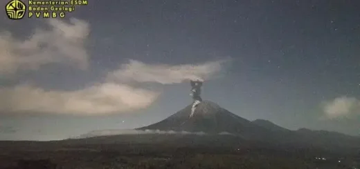 Awan Panas Guguran Kembali Muncul, BPBD Minta Warga Sekitar Semeru Tetap Siaga