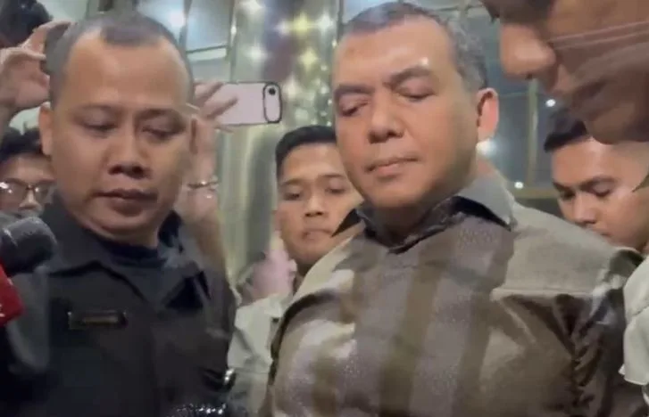 Silmy Karim Akhirnya Datangi KPK Malam Hari, Langsung Jalani Pemeriksaan