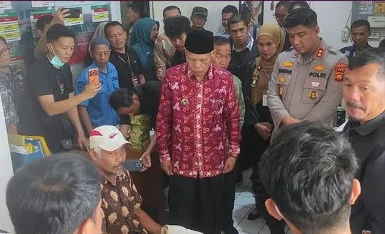 Ribuan Layanan Sosial Disalurkan di RSUD MHA Thalib, Wawako Azhar Hamzah Tinjau Langsung Pelaksanaan Baksos