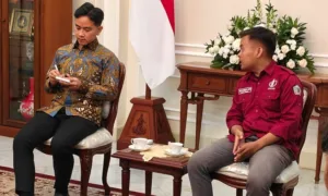 Gibran Akui Ada Kekurangan, Tapi Siap Tampung Kritik,Mahasiswa Terhadap program Pemerintah