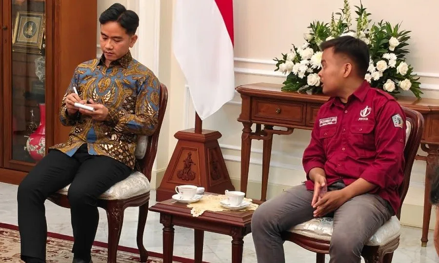Gibran Akui Ada Kekurangan, Tapi Siap Tampung Kritik,Mahasiswa Terhadap program Pemerintah