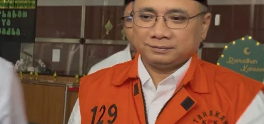 KPK Tunda Penahanan Yaqut Cholil Qoumas, Jalani Perawatan di RS Polri