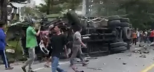 Kecelakaan Beruntun di Sibolangit, Satu Tewas, Jalur Medan-Berastagi Lumpuh Total