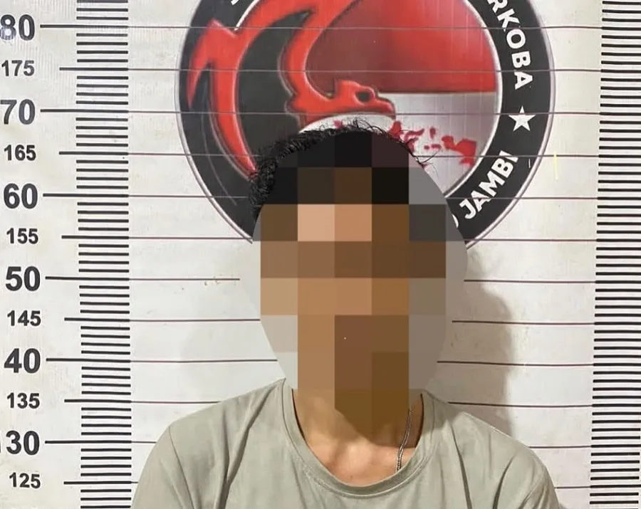 Digerebek di Rumah Kosong, Pria di Muaro Jambi Terciduk Simpan 7 Paket Sabu