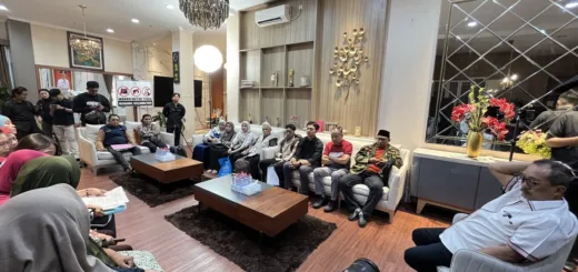 Penipuan Haji Rp2 Miliar Terungkap, Korban Mengaku Dijanjikan Berangkat lalu Ditagih Leasing Bank