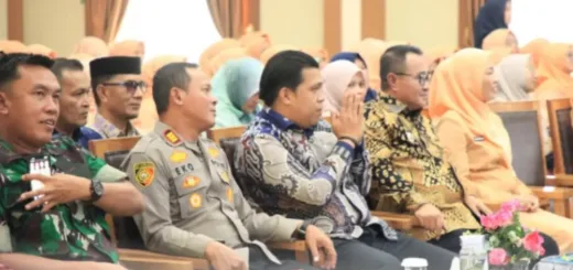 Hutri Randa Hadiri Pengukuhan DWP Kota Sungai Penuh 2024–2029