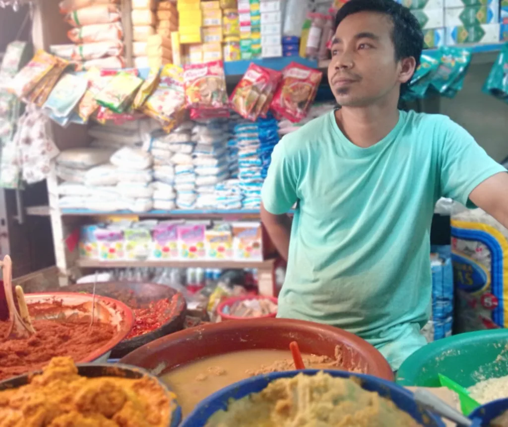 Harga Bumbu Dapur di Sungai Penuh Berfluktuasi, Cabai Turun Bawang Putih Melonjak