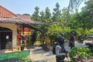 Kesal Soal Seragam, Wali Murid Sebar Ancaman Bom saat MPLS di SDN Srengseng Sawah