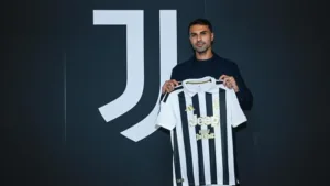 Resmi Berpisah dengan Roma, Zeki Celik Gabung Juventus
