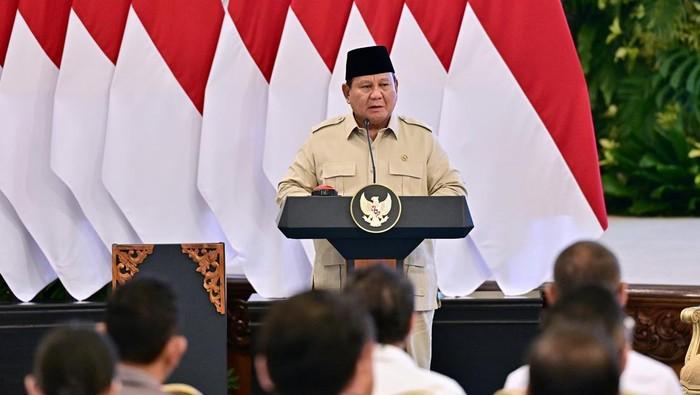 Prabowo Turunkan Tim Gabungan ke NTT, 50 Ribu Paket Sembako Dikirim untuk Korban Gempa